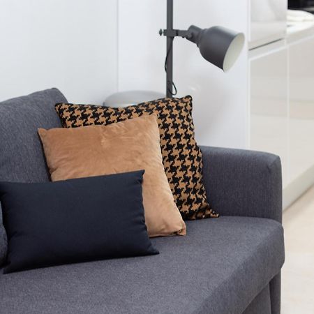 Vlc Host - Manya Apartment Valencia Bagian luar foto