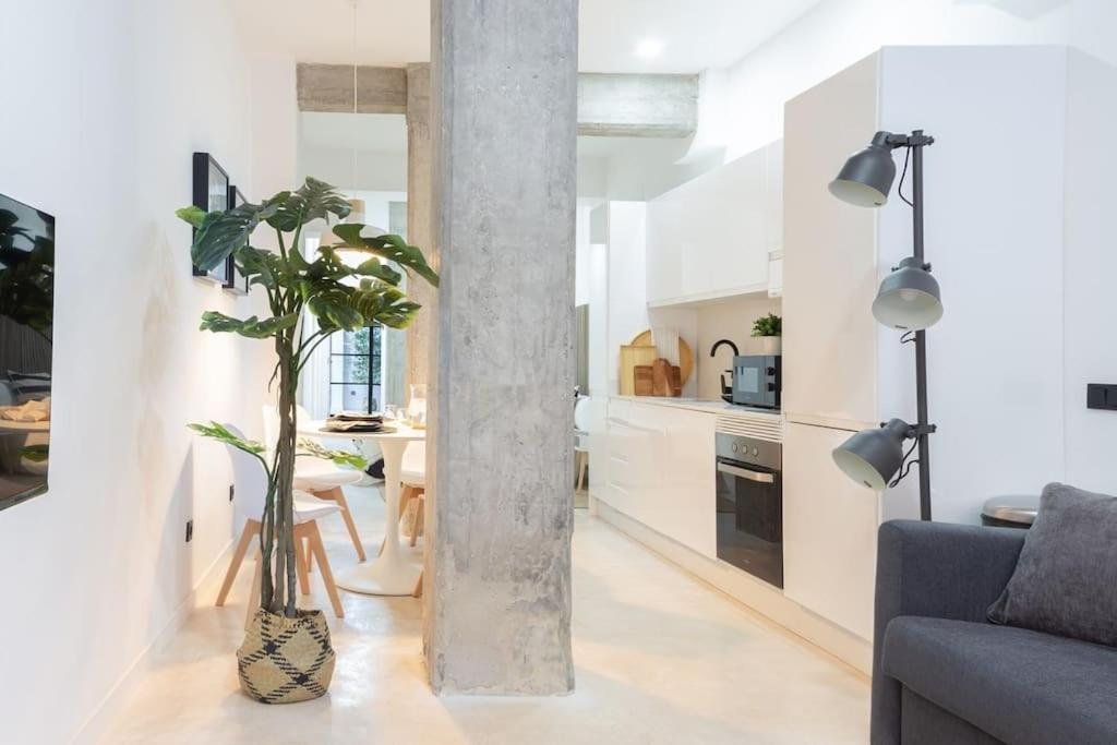 Vlc Host - Manya Apartment Valencia Bagian luar foto