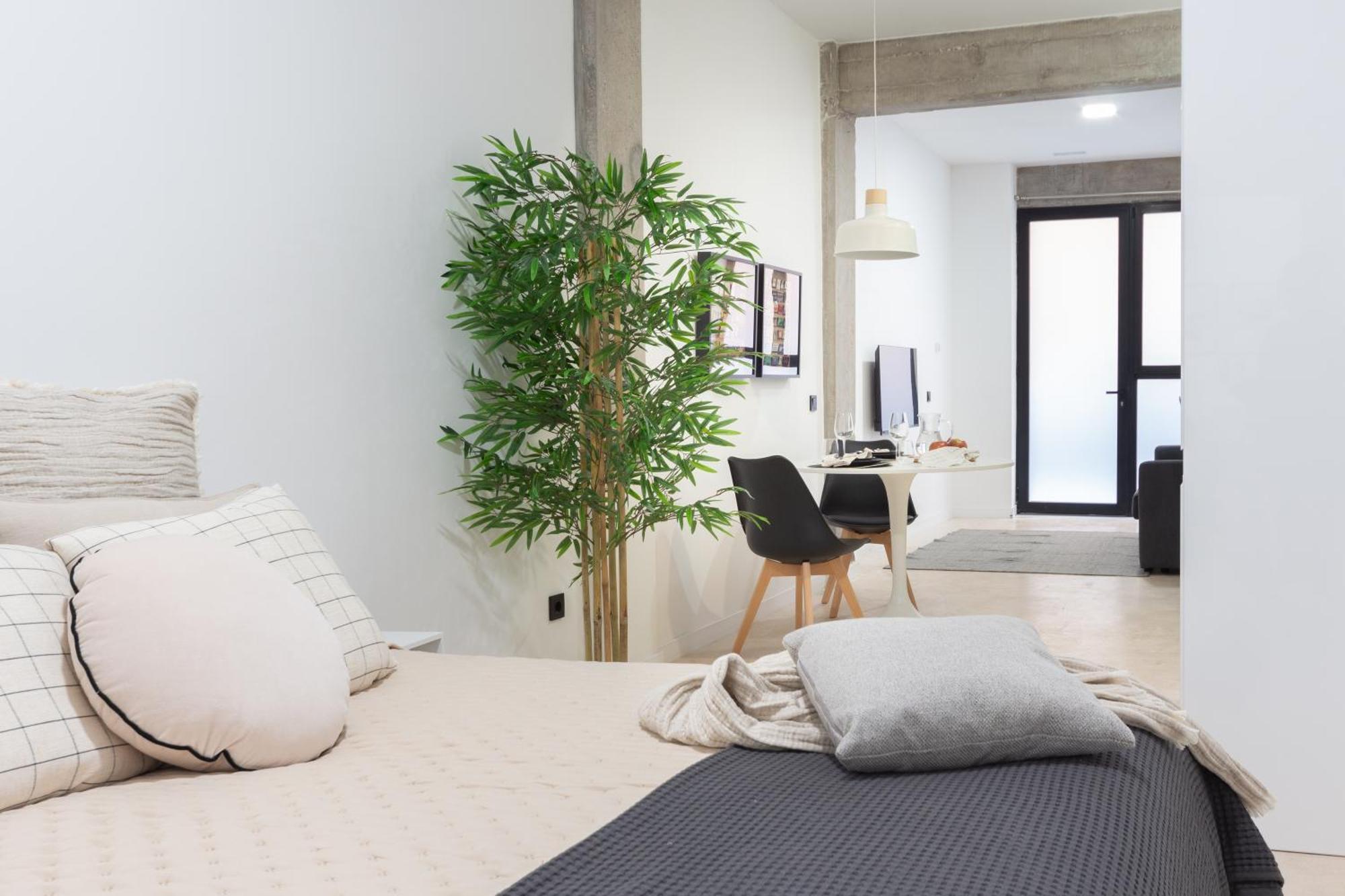 Vlc Host - Manya Apartment Valencia Bagian luar foto